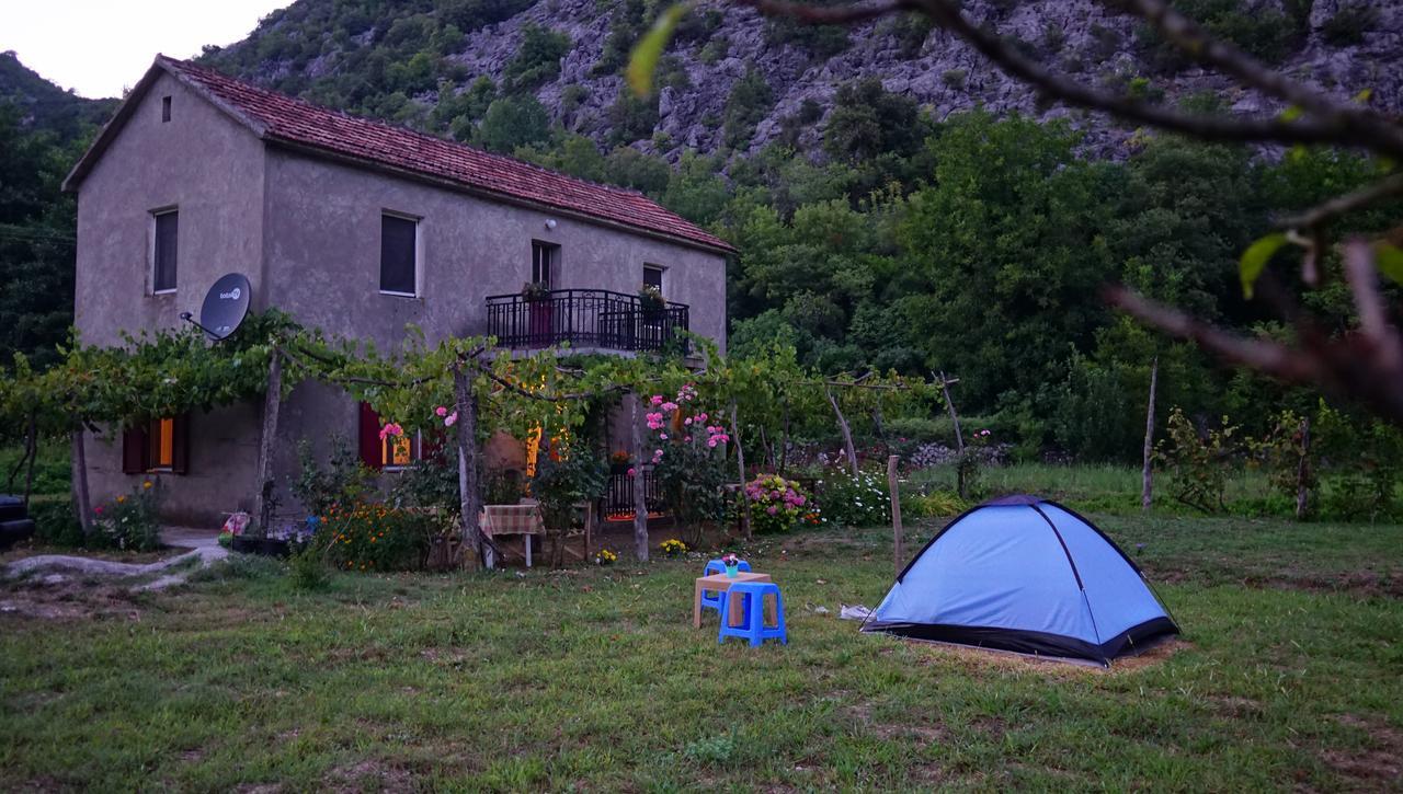 ホテル Camp Podkraj ヴィルパザル エクステリア 写真